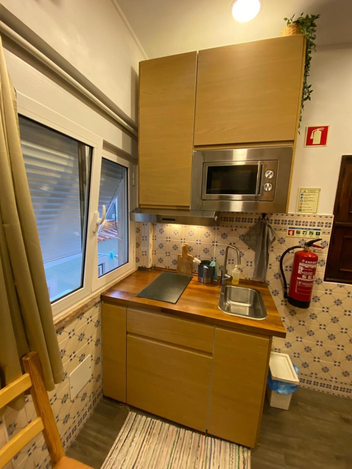 Estudio T34 - City Historic Center Лиссабон Экстерьер фото